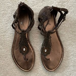 Bamboo | Peacock Feather Sandals